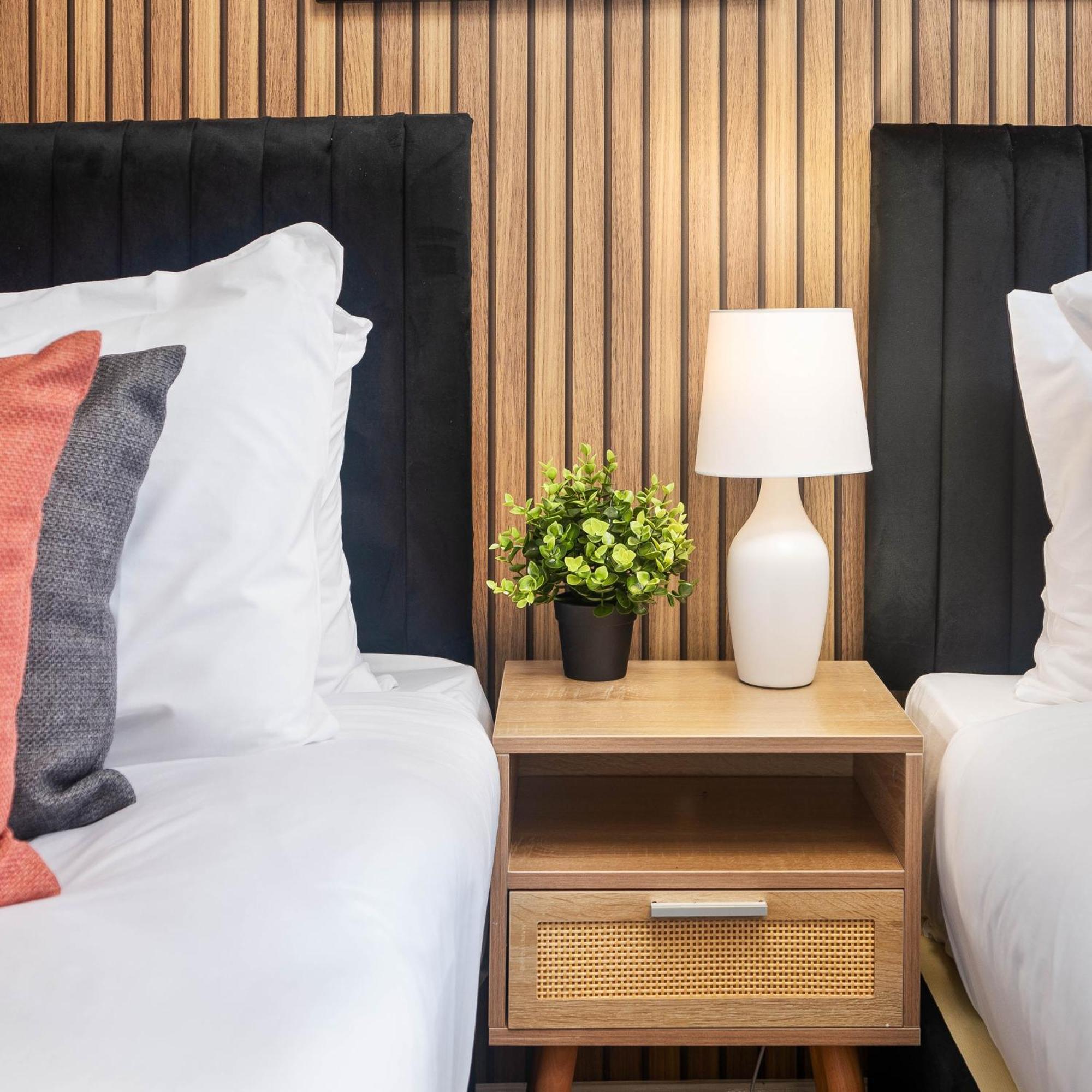 Apartment Lombana 5 - Centre - Parking - Contract - Wifi Liverpool